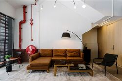 Hamilton Road (D8), Office #589749061